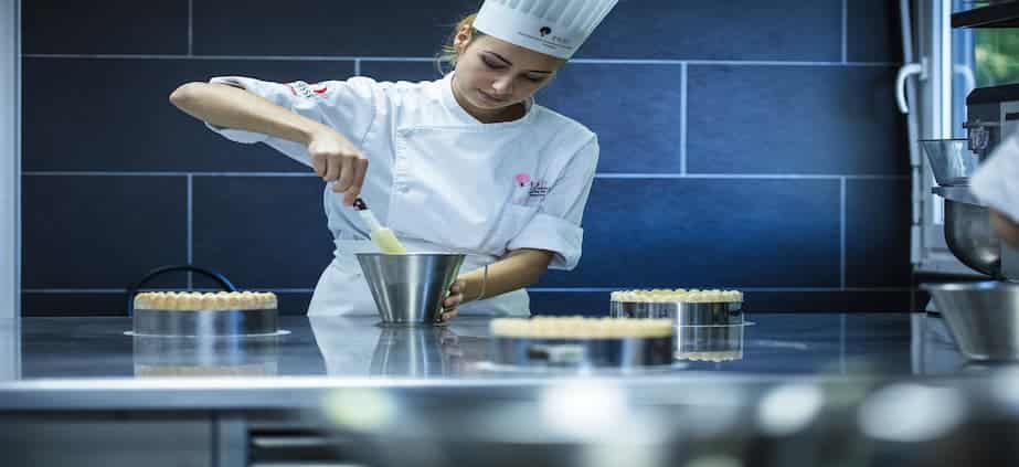 Quel diplôme en pâtisserie faut-il avoir pour devenir pâtissier ?