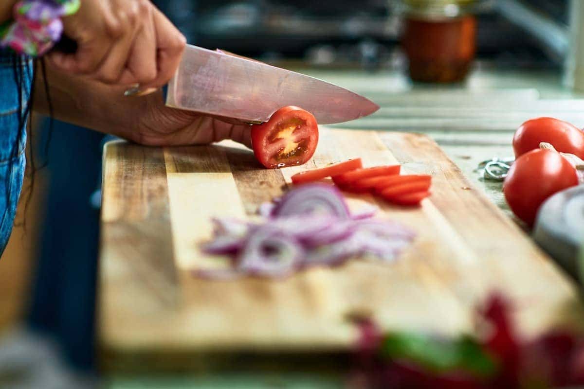 Basic culinary skills for aspiring chefs