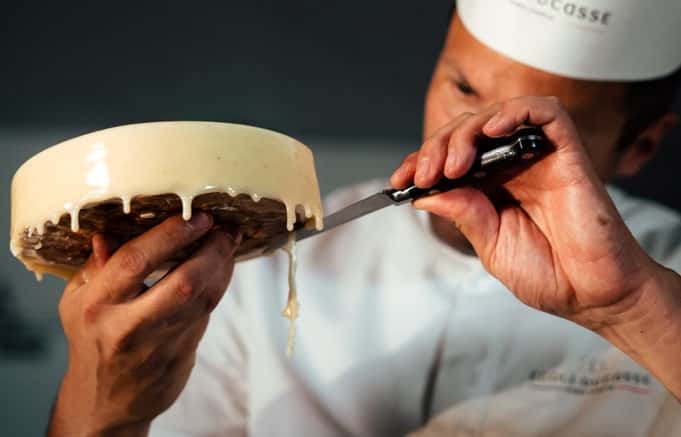 How much do pastry chefs make?