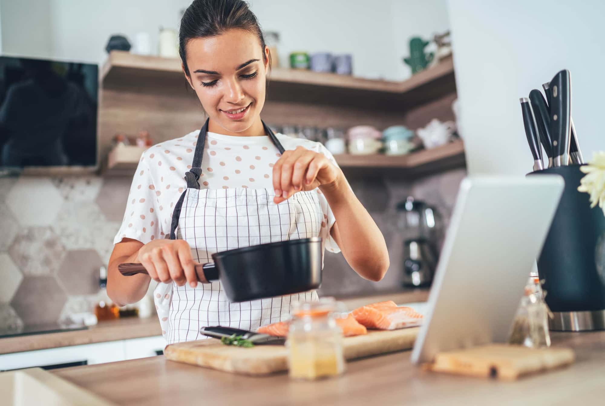 Online culinary classes: where to train remotely for a professional qualification