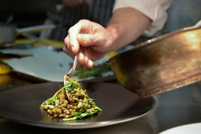 Birth of gourmet cuisine the professionalization and artistry of cooking.jpg